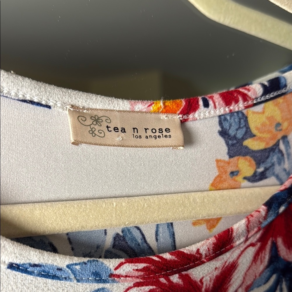 Floral Maxi Dress - Picture 3 of 3